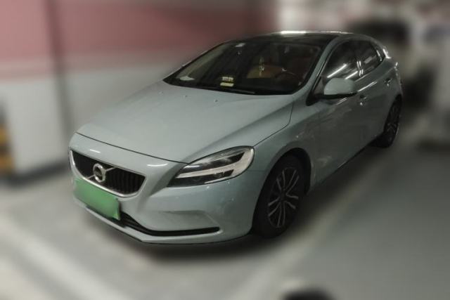 Used Volvo V40 2019 T3 Zhiyi Edition
