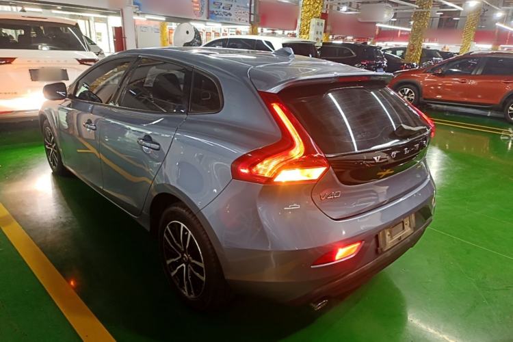 Used Volvo V40 2019 T3 Zhiyi Edition Rear Left 45 Deg