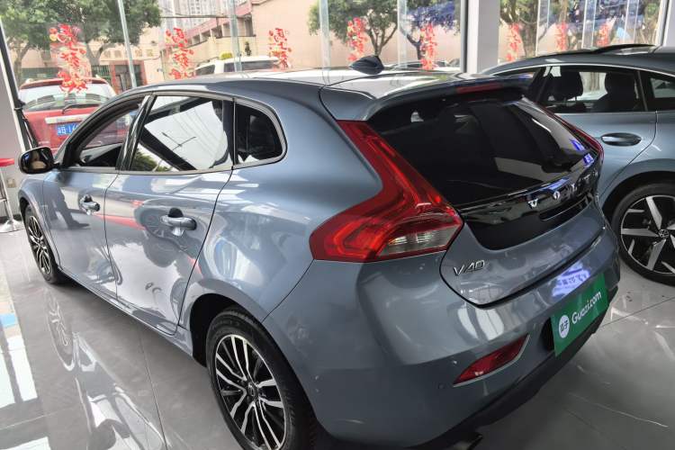 Used Volvo V40 2019 T3 Zhiyi Edition Rear Left 45 Deg