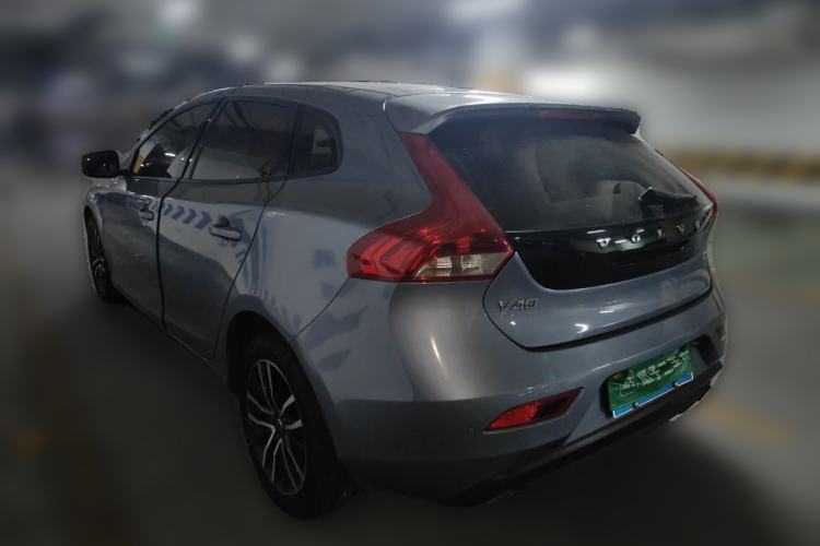 Used Volvo V40 2019 T3 Zhiyi Edition Rear Left 45 Deg