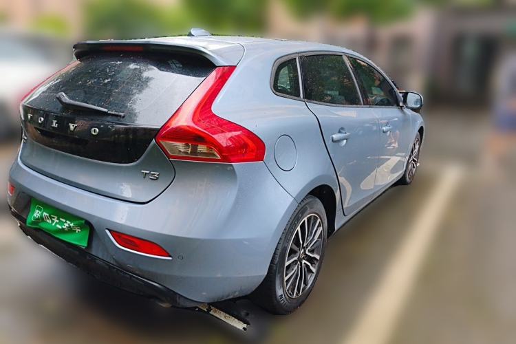 Used Volvo V40 2019 T3 Zhiyi Edition Rear Right 45 Deg