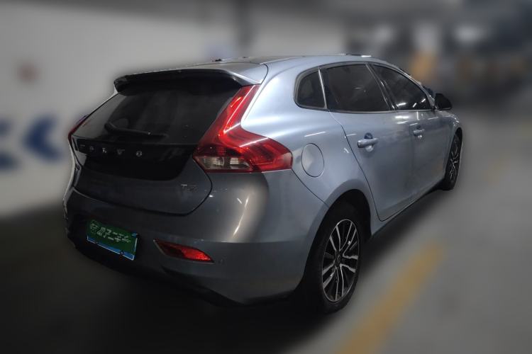 Used Volvo V40 2019 T3 Zhiyi Edition Rear Right 45 Deg