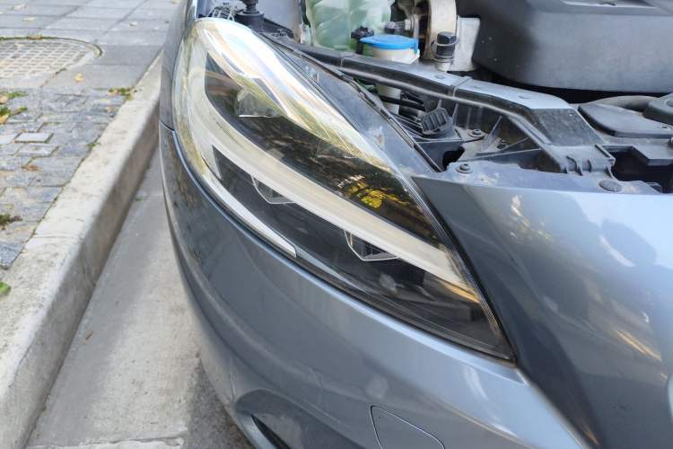 Used Volvo V40 2019 T3 Zhiyi Edition Right Front Headlight