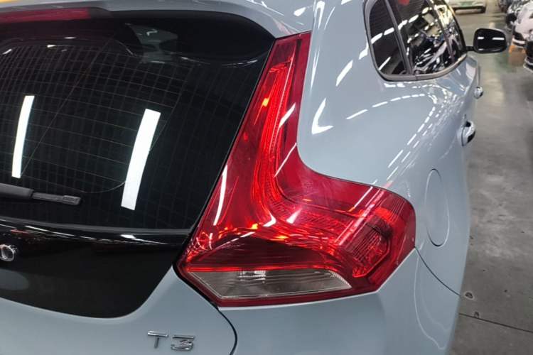 Used Volvo V40 2019 T3 Zhiyi Edition Right Rear Taillight