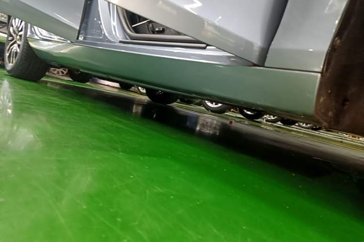 Used Volvo V40 2019 T3 Zhiyi Edition Right Side Sill