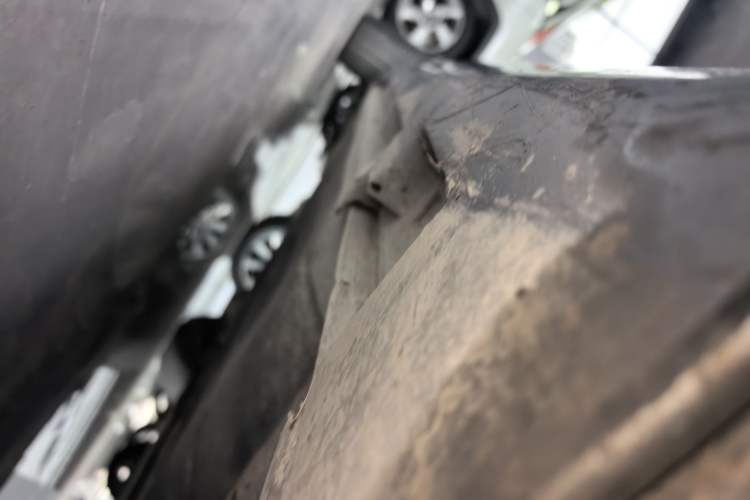 Used Volvo V40 2019 T3 Zhiyi Edition Right Side Sill
