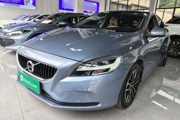 Used Volvo V40 2019 T3 Zhiyi Edition