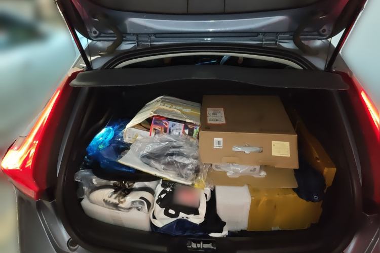 Used Volvo V40 2019 T3 Zhiyi Edition Trunk