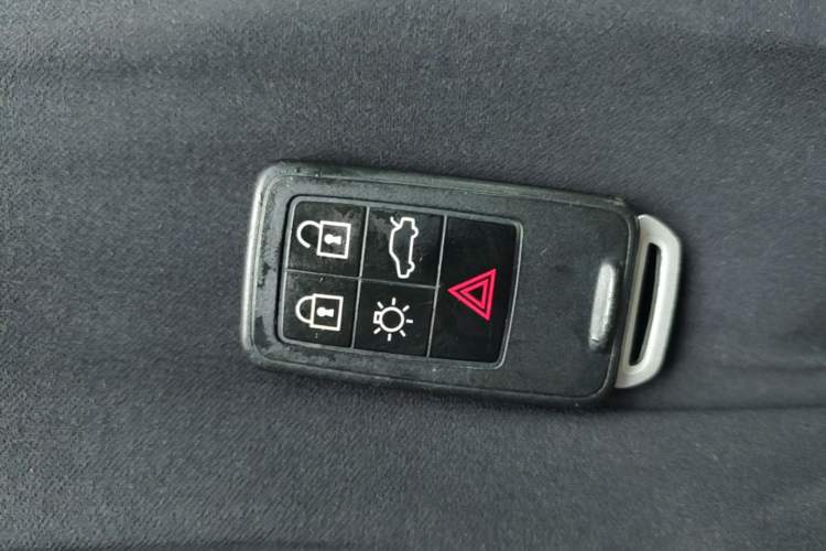 Used Volvo V40 2019 T3 Zhiyi Edition Vehicle Key