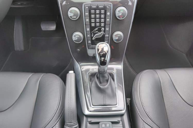 Used Volvo V40 2019 T3 Zhiyi Edition Gear Lever