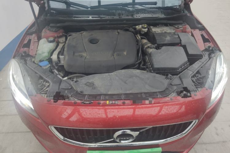 Used Volvo V40 2019 T3 Zhiyi Edition Engine Bay