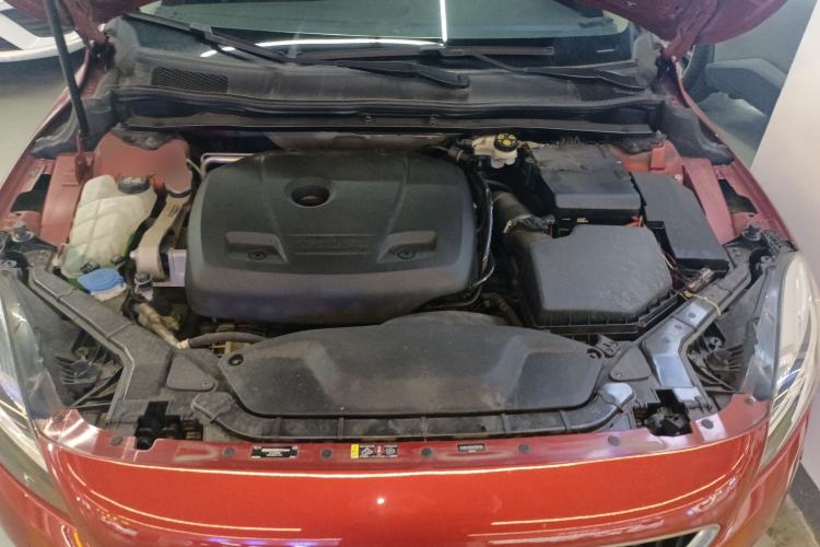 Used Volvo V40 2019 T3 Zhiyi Edition Engine Bay