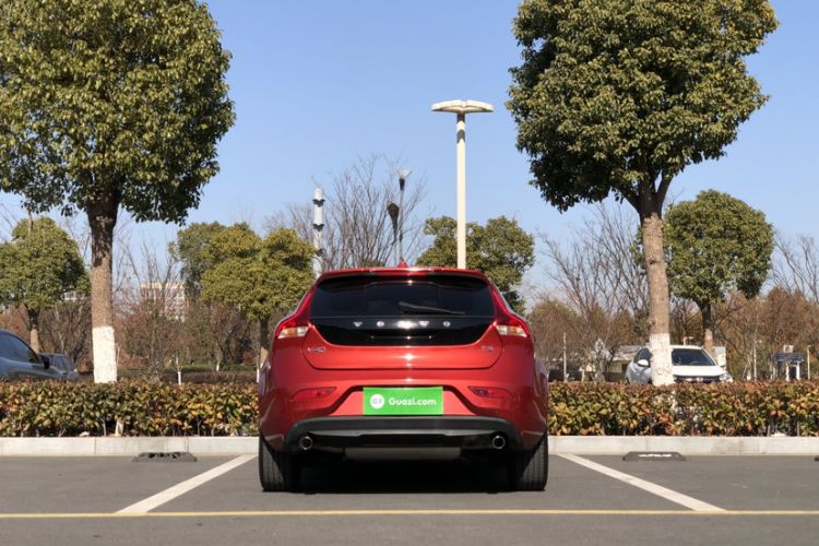 Used Volvo V40 2019 T3 Zhiyi Edition Exterior 4