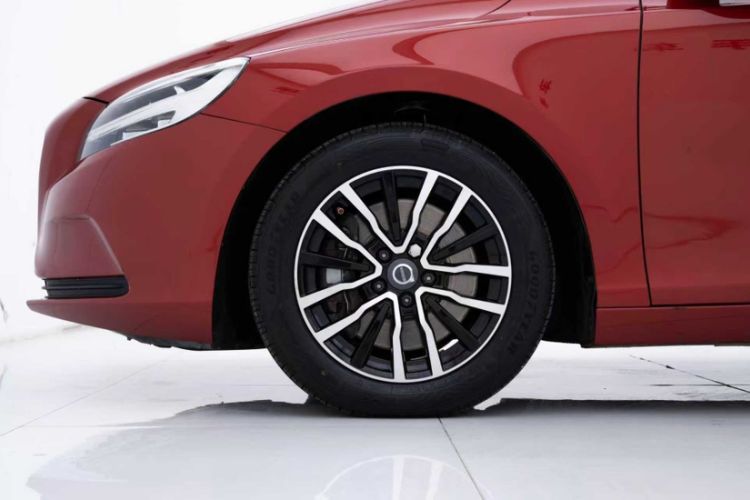 Used Volvo V40 2019 T3 Zhiyi Edition Exterior 4
