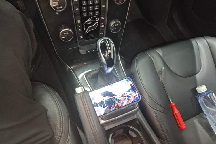 Used Volvo V40 2019 T3 Zhiyi Edition Gear Lever