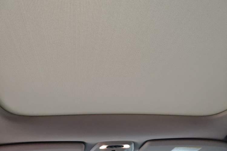 Used Volvo V40 2019 T3 Zhiyi Edition Headliner