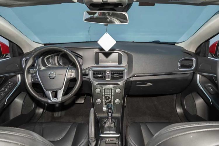 Used Volvo V40 2019 T3 Zhiyi Edition Interior 1