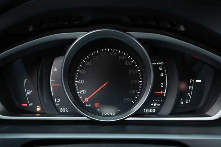 Used Volvo V40 2019 T3 Zhiyi Edition Interior 11