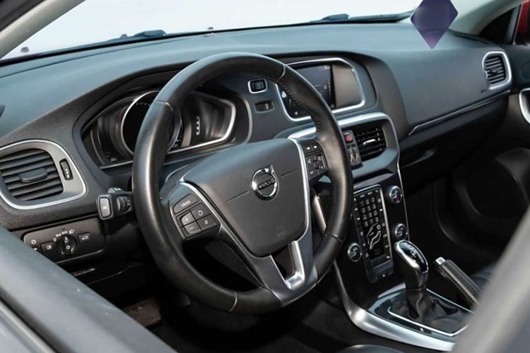 Used Volvo V40 2019 T3 Zhiyi Edition Interior 2