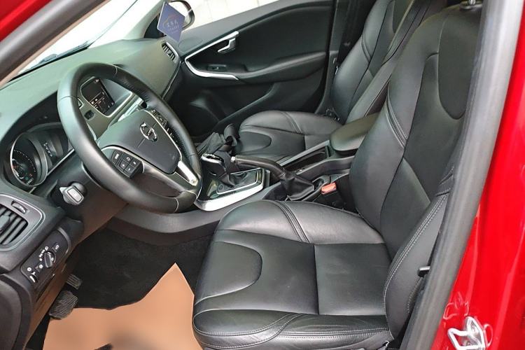 Used Volvo V40 2019 T3 Zhiyi Edition Left Front Seat