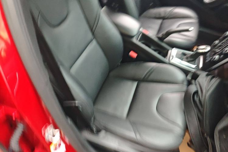 Used Volvo V40 2019 T3 Zhiyi Edition Right Front Seat