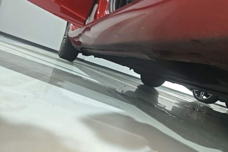 Used Volvo V40 2019 T3 Zhiyi Edition Right Side Sill