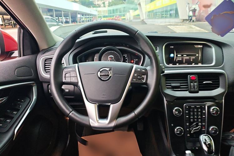 Used Volvo V40 2019 T3 Zhiyi Edition Steering Wheel