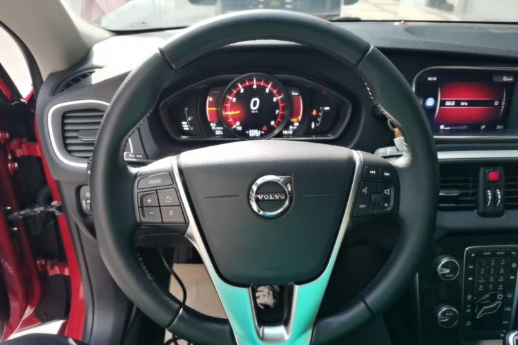 Used Volvo V40 2019 T3 Zhiyi Edition Steering Wheel