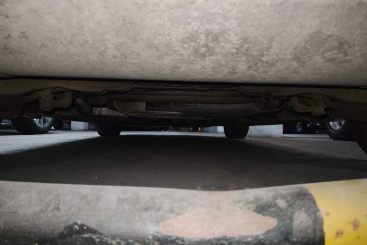 Used Volvo V40 2019 T3 Smart Luxury Edition Chassis Rear