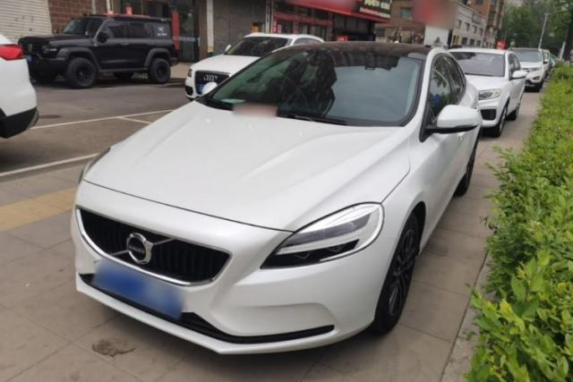 Used Volvo V40 2019 T3 Zhiyi Edition