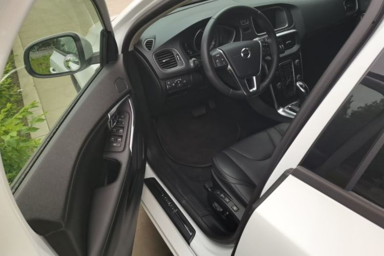Used Volvo V40 2019 T3 Zhiyi Edition Driver Seat