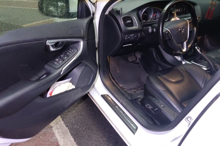 Used Volvo V40 2019 T3 Zhiyi Edition Driver Seat
