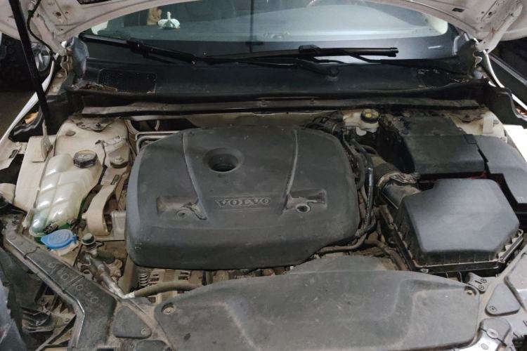 Used Volvo V40 2019 T3 Smart Luxury Edition Engine Bay