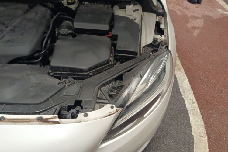 Used Volvo V40 2019 T3 Zhiyi Edition Engine Bay Left