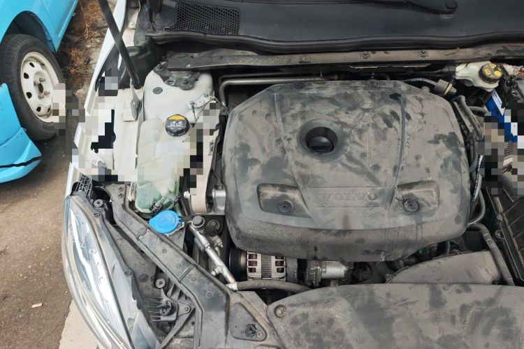 Used Volvo V40 2019 T3 Zhiyi Edition Engine Bay Right