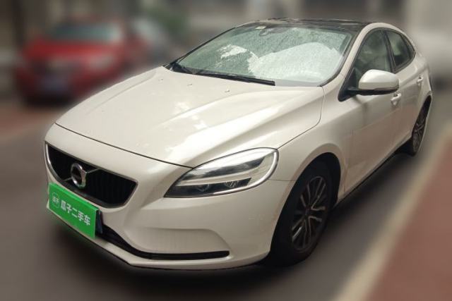 Used Volvo V40 2019 T3 Zhiyi Edition