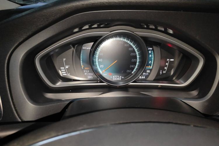 Used Volvo V40 2019 T3 Zhiyi Edition Instrument Cluster