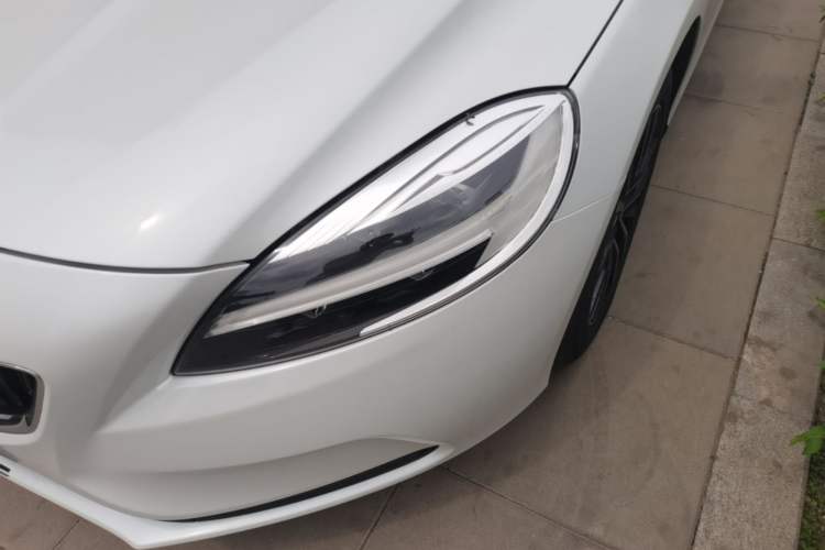 Used Volvo V40 2019 T3 Zhiyi Edition Left Front Headlight