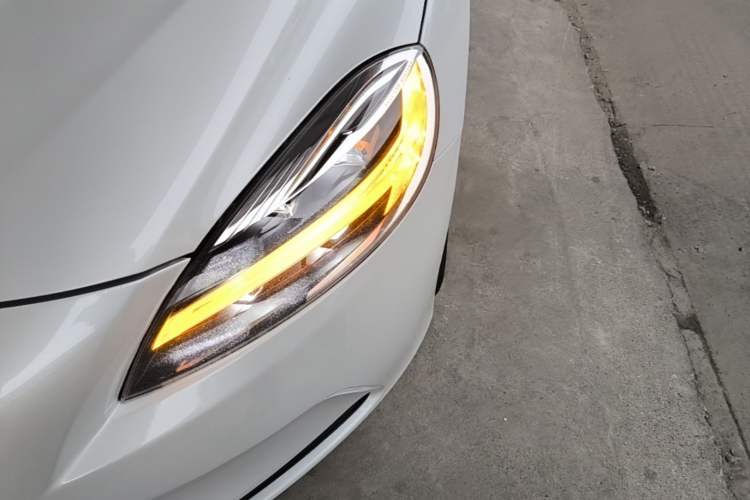 Used Volvo V40 2019 T3 Zhiyi Edition Left Front Headlight