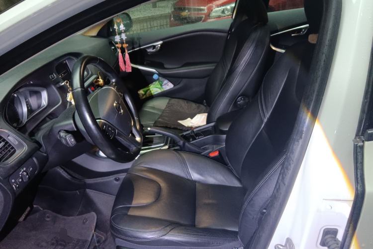 Used Volvo V40 2019 T3 Zhiyi Edition Left Front Seat