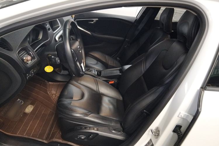 Used Volvo V40 2019 T3 Zhiyi Edition Left Front Seat