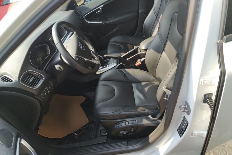 Used Volvo V40 2019 T3 Zhiyi Edition Left Front Seat