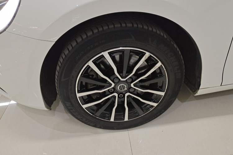 Used Volvo V40 2019 T3 Zhiyi Edition Left Front Wheel Hub