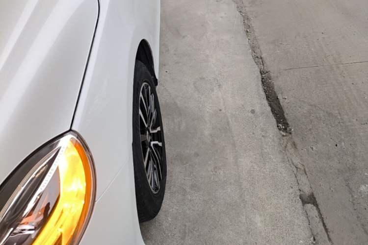 Used Volvo V40 2019 T3 Zhiyi Edition Left Front Wheel Hub