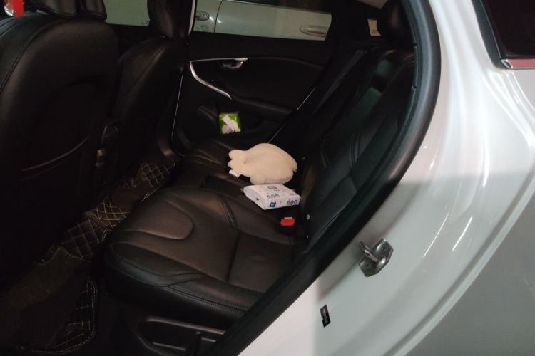 Used Volvo V40 2019 T3 Smart Luxury Edition Left Rear Seat