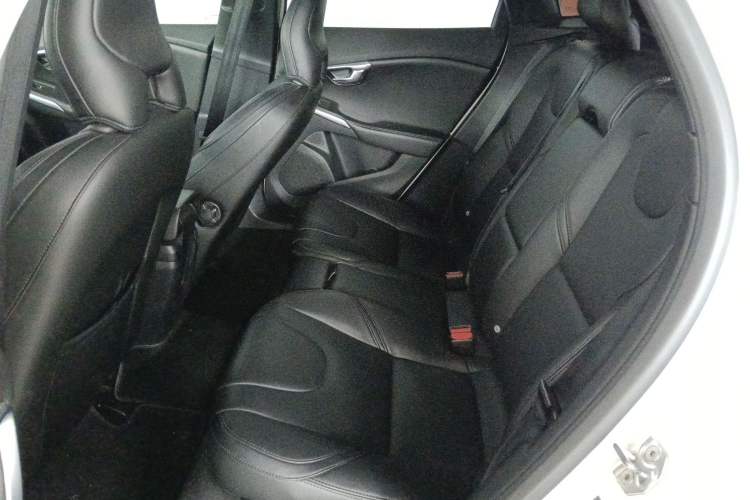 Used Volvo V40 2019 T3 Smart Luxury Edition Left Rear Seat