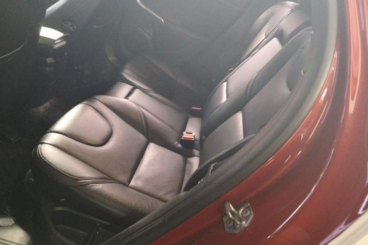 Used Volvo V40 2019 T3 Smart Luxury Edition Left Rear Seat