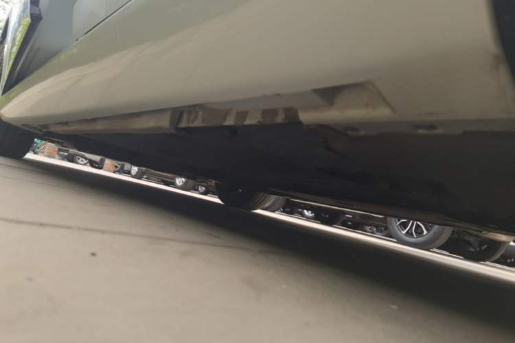 Used Volvo V40 2019 T3 Zhiyi Edition Left Side Sill