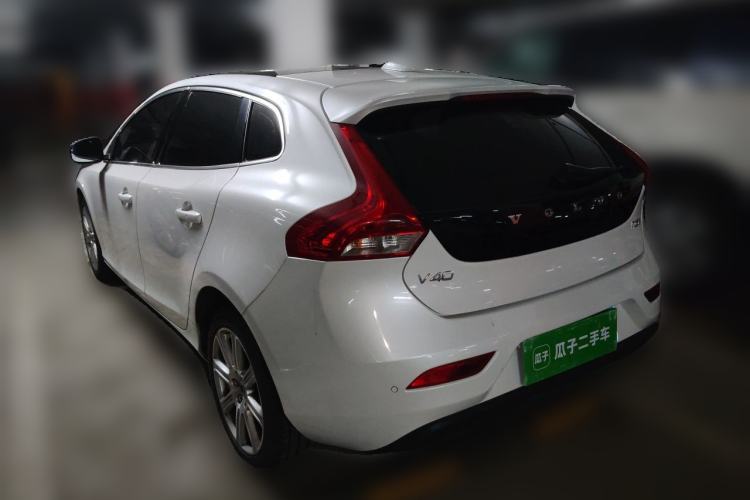Used Volvo V40 2019 T3 Smart Luxury Edition Rear Left 45 Deg