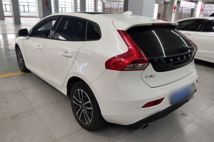 Used Volvo V40 2019 T3 Zhiyi Edition Rear Left 45 Deg